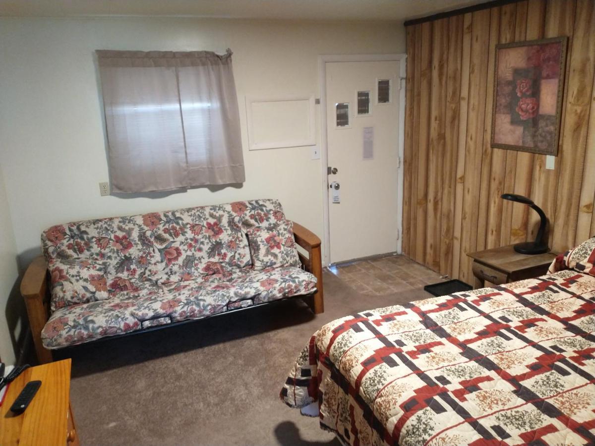 Paintbrush Inn Thermopolis Bagian luar foto