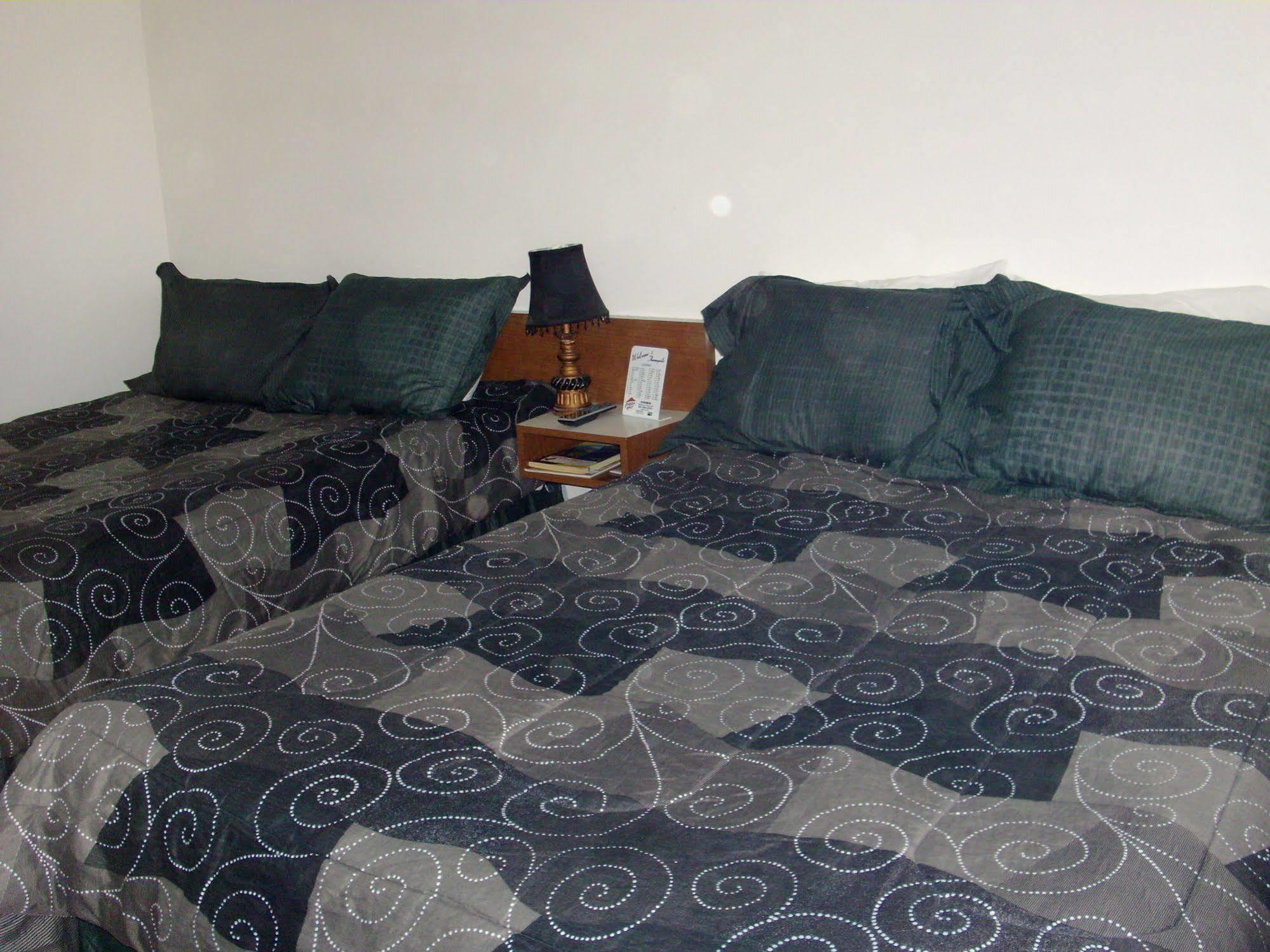 Paintbrush Inn Thermopolis Bagian luar foto